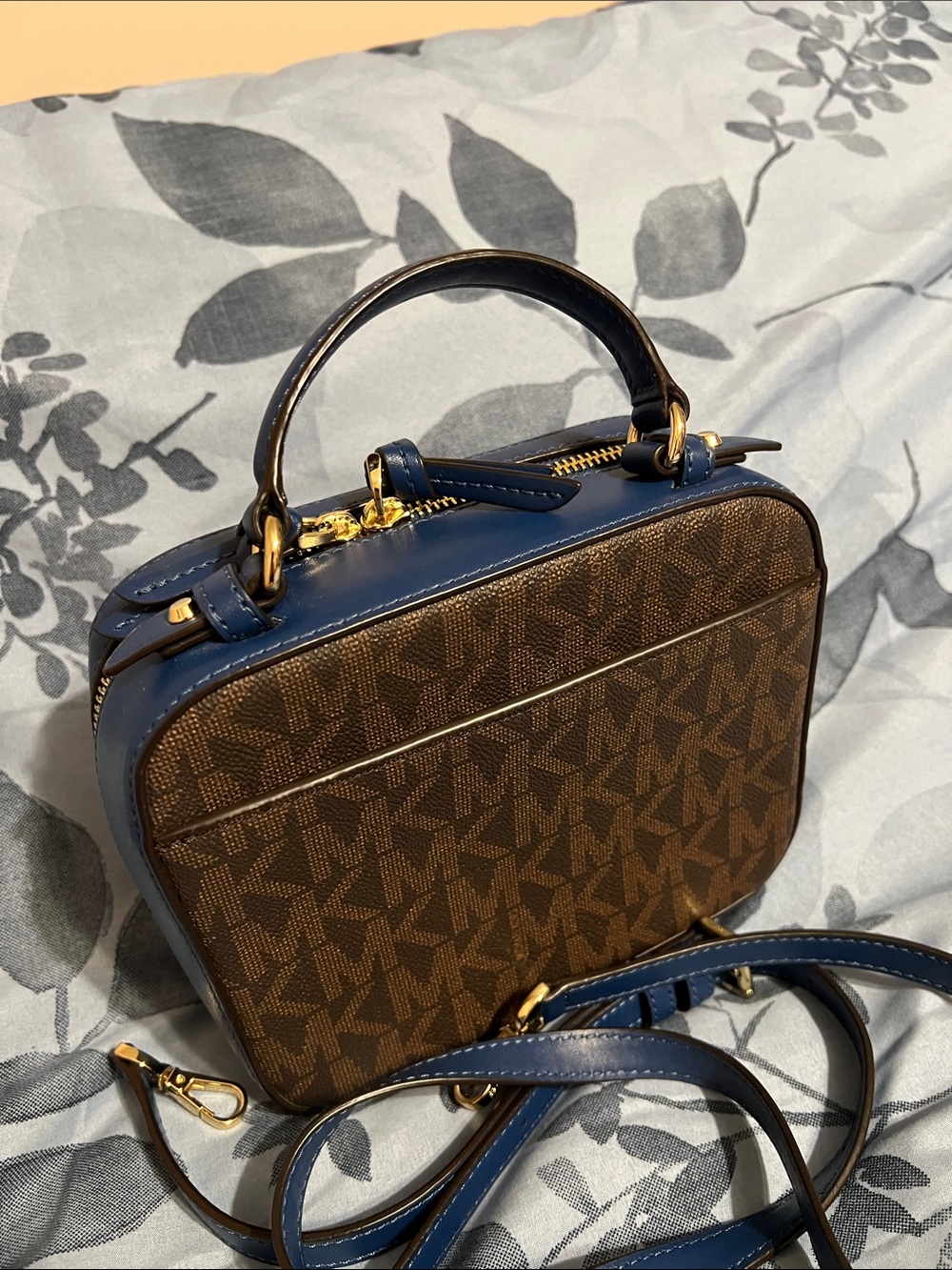Michael Kors Brown Signature Box Crossbody with Blue Strap - Picture 4 of 7